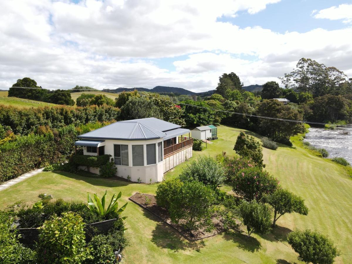 Te Awa Lodge Paihia Buitenkant foto