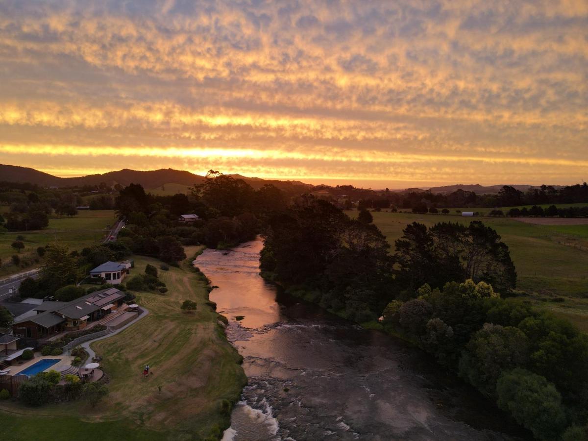 Te Awa Lodge Paihia Buitenkant foto